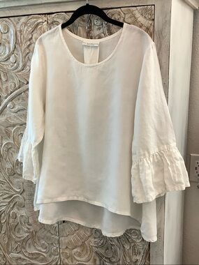 BRYN WALKER FRAN White Ruffle Sleeve Women's Top S
